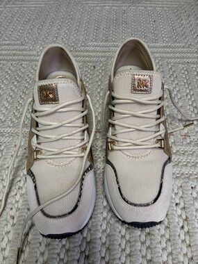 Michael Kors Cream and Gold Lace-Up Sneakers